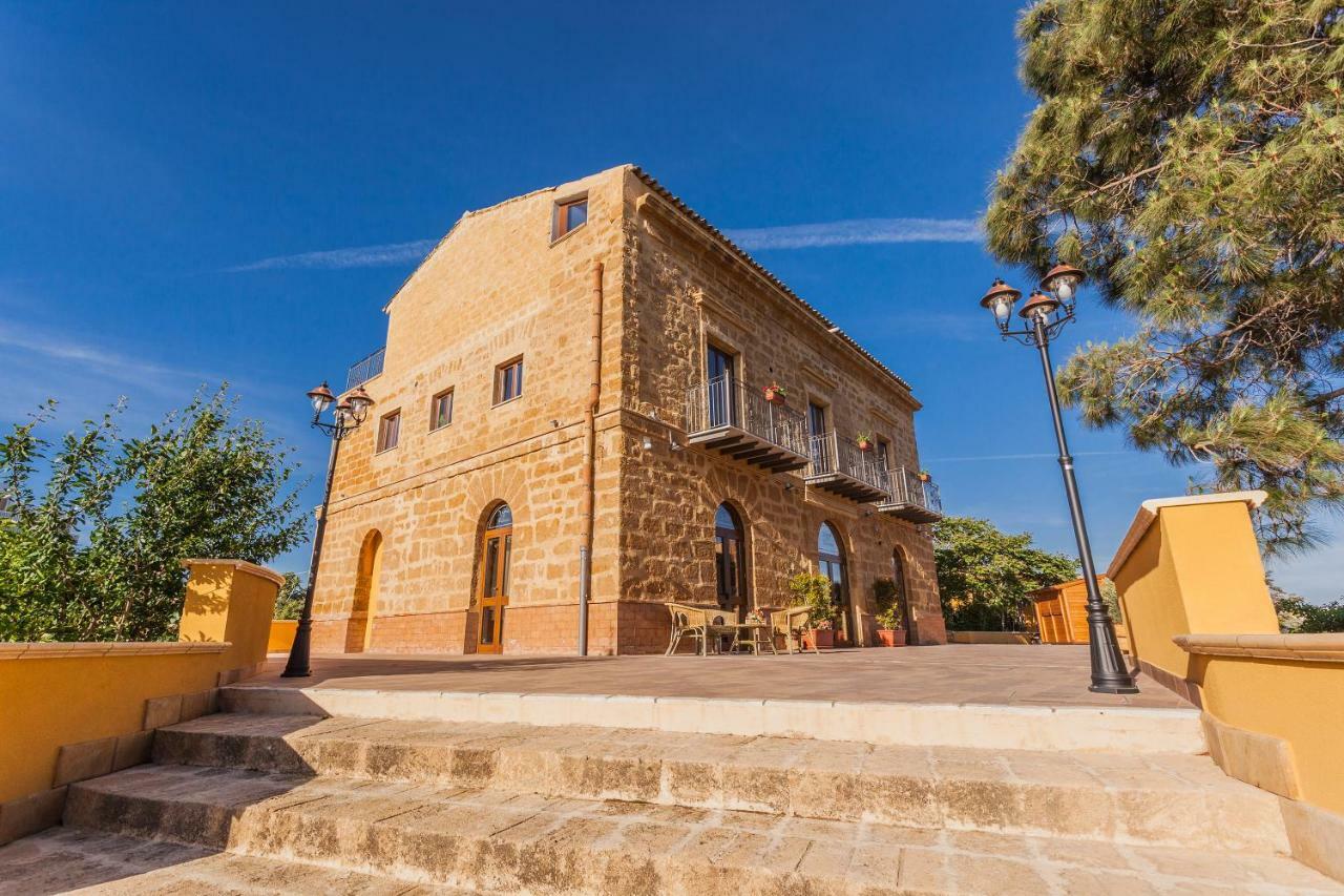 B&B Il Casale Di Federico Agrigento Luaran gambar